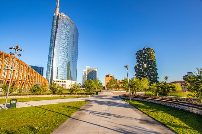 Explore Milan in 90 minutes with a Local - Exploring Milan’s Top Sights in Just 90 Minutes