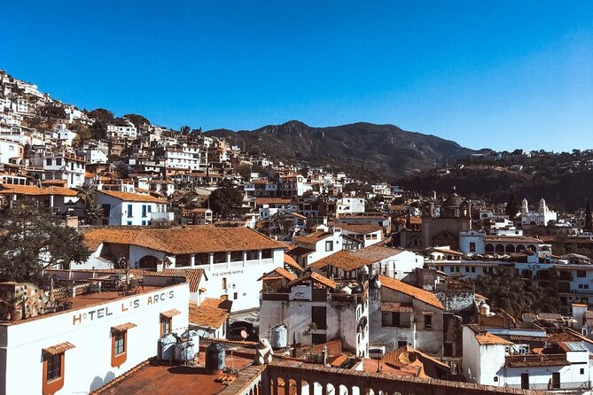 Explore Santa Prisca de Taxco with Minivan Tour - Departure from Zihuatanejo at 7:00 am for a Scenic Drive