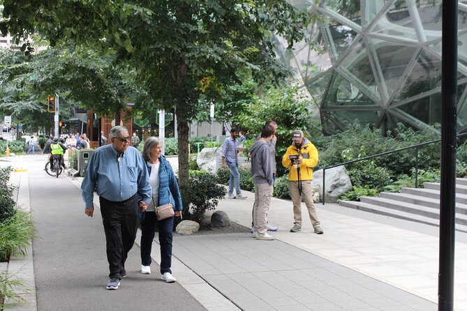 Explore Seattle in 4 Hours : Exclusive SUV Tour - Visiting Pike Place Market for a Full Hour