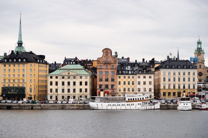 Explore the Instaworthy Spots of Stockholm with a Local - Passing by the Royal Palace and Kungstradgarden