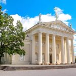 Explore the Instaworthy Spots of Vilnius with a Local - The Role of the Local Guide and Their Insider Tips