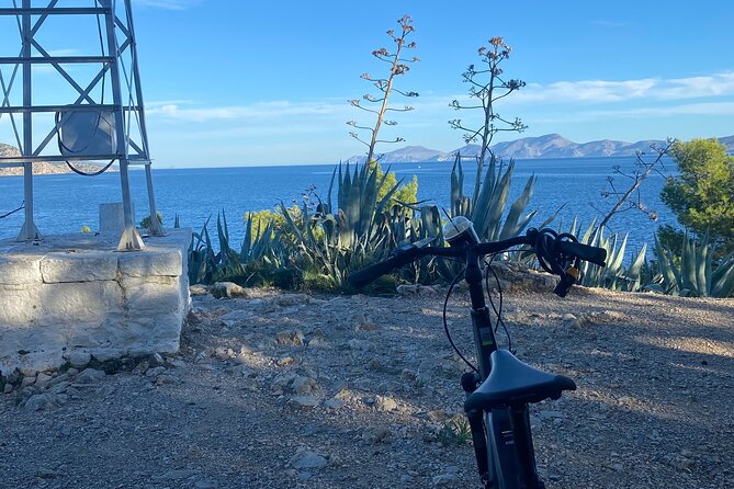 Explore the Stunning Coastline with E-Bike in Portoheli - What Makes the Electric Bikes Stand Out
