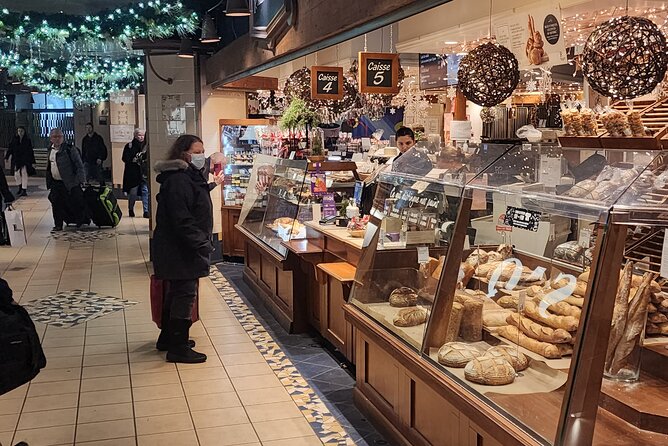 Explore the Underground City with a local comedian - Navigating Montreal’s Underground Malls and Offices