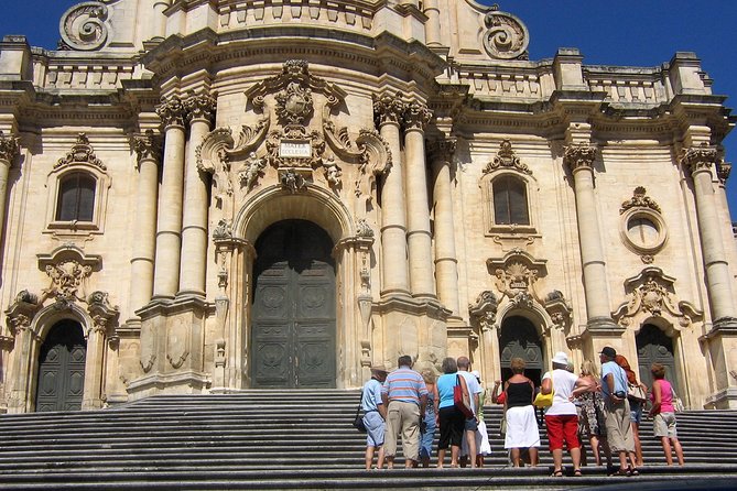 Exursions Tour the 4 Baroque Cities of Val di Noto - Exploring the Charm of Scicli: Hillside Beauty and Architectural Gems