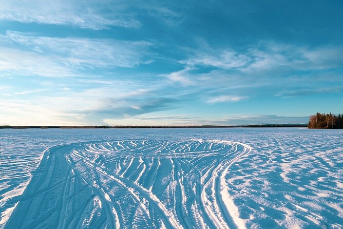 Face The Outdoors Northern Lights Tour Small Group - Aurora Photography Guidance and Professional Portraits