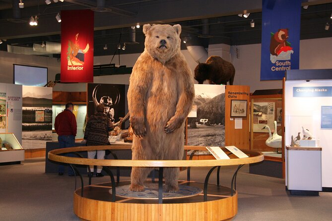 Fairbanks Autumn/Winter City Tour - Visiting the University of Alaska Museum of the North