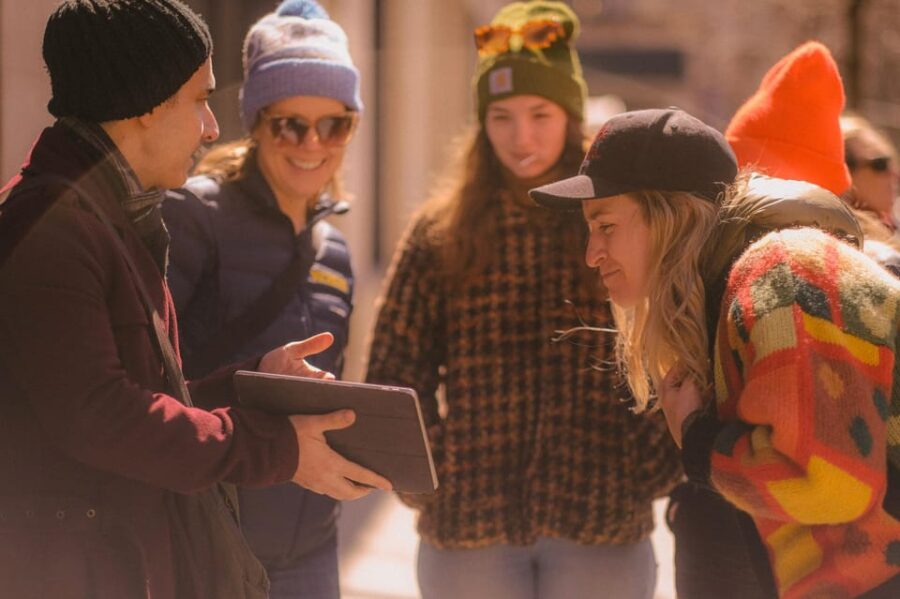 Fan Tribute: Taylor Swift in New York Walking Tour - Visiting Taylor Swift’s Homes in New York City