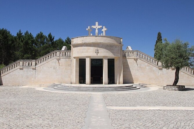 Fatima Half Day Private Tour from Lisbon - Visiting the Sanctuary of Fátima