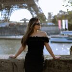 Feel like a star in Paris with photos and a mini movie! - Strolling Through the Tuileries Gardens for Natural Shots