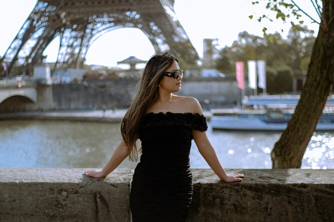 Feel like a star in Paris with photos and a mini movie! - Strolling Through the Tuileries Gardens for Natural Shots