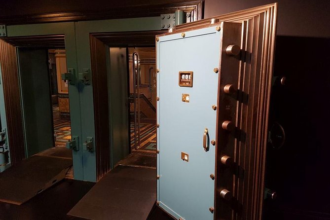 Financial History Tour - Visiting the Stadsarchief: Unlocking the City’s Wealth