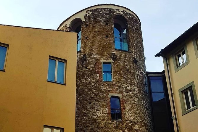 Florence and Pisa from Rome: Enjoy a Full Day Semi-Private Tour - Visiting Pisa’s Piazza dei Miracoli: The Heart of the City