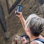 Florence: Ghost & Crimes Walking Tour with Tastings and Wine - Starting Point at Piazza della Signoria and Its Dark Origins