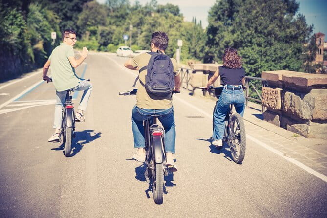 Florence Hills E-Bike Tour with Gelato Tasting - Discovering Villa Pian dei Giullari and Local Villages