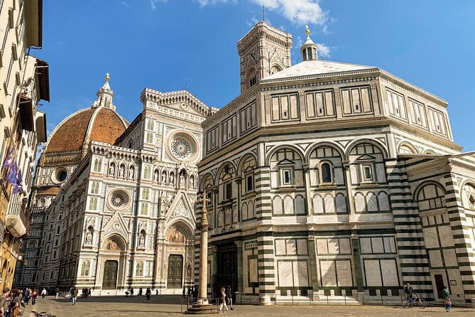 Florence Private WALKING TOUR - The Palazzo Antinori and Tuscan Wine Stories