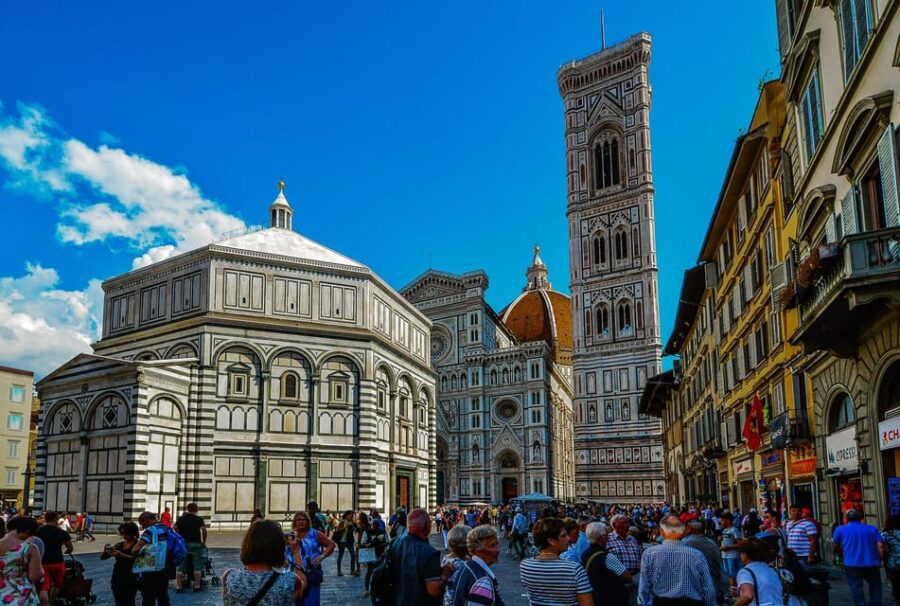 Florence: Santa Maria del Fiore Skip-the-line Duomo Tour - The Start: Meeting at Via de Martelli, 33r