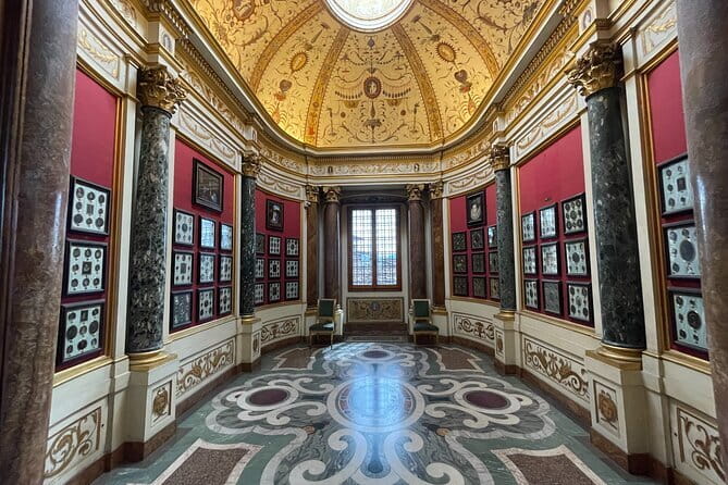 Florence: Uffizi Gallery Small Group Tour with Skip-the-Line - Starting Point at Piazzale degli Uffizi