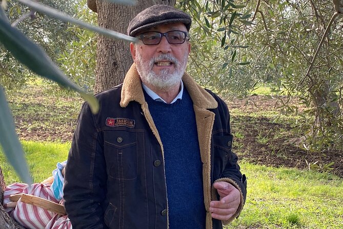Food and Wine Tour between the Patriarchs Olives and the Oil Temples - The Experience of Tasting Matera Bread and "La Cialledda"