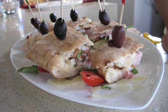 Food Tour of Miami's South Beach - Starting Point: South Beach’s Vibrant Atmosphere