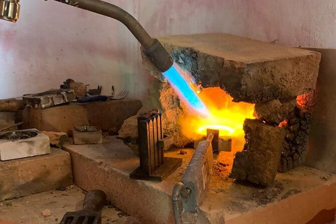 Forge your own wedding rings or friendship rings in Tuscany - Tuscany’s Goldsmithing Workshop in a Quiet Setting