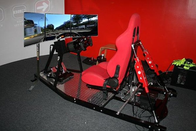 Formula 1 Race Car Simulator Experience - The Two Racing Options to Choose From