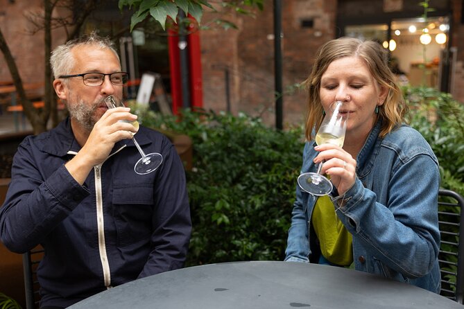 Four hour walking wine tasting tour of Manchester's best bars - Visiting Manchester’s Top Wine Bars and Shops