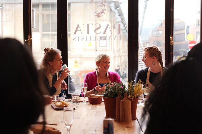 Fresh Pasta Making & Unlimited Prosecco in London - The Authentic Italian Expertise of Pasta Evangelists