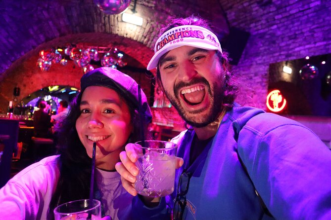 Friday Night Pub Crawl for Professionals in Vienna, Austria - Funky Monkey Bar: The Disco Hotspot of the Night