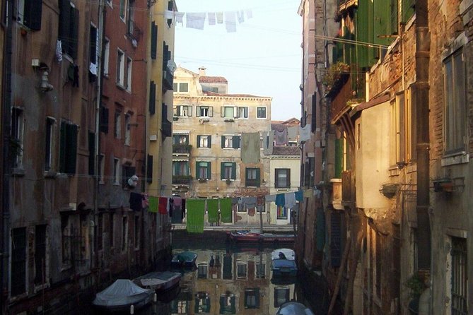 Friendinvenice Cannaregio &Jewish Heritage- private tour - Visiting the Ghetto Ebraico: Venice’s Historic Jewish Quarter