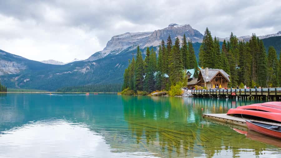 From Banff: Lake Louise, Emerald Lake & Takakkaw Falls - Visiting Emerald Lake and Natural Bridge in British Columbia