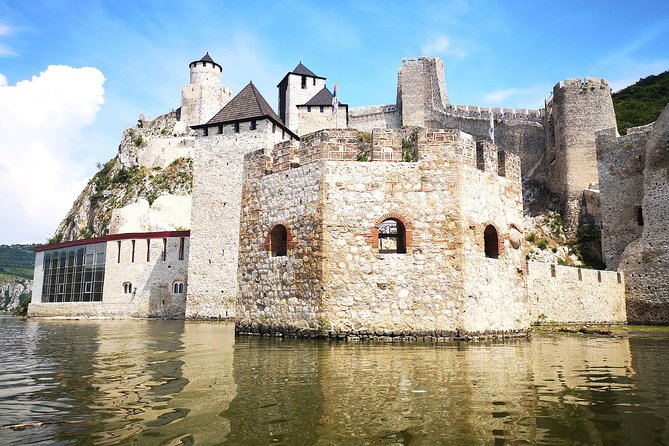 From Belgrade: Golubac fortress & Iron Gate Danube gorge - Starting the Day: Pickup and Transportation from Belgrade