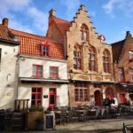 From Brussels: Bruges Day Trip with Boat Tour Option (ENG) - Discovering the Lake of Love and the Begijnhof