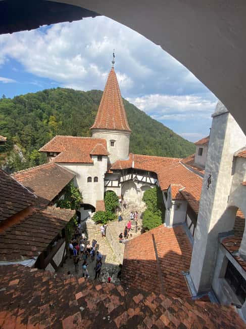 From Bucharest: Private Day Tour to Dracula's Castle - Exploring Bran Castle’s Medieval Architecture and History