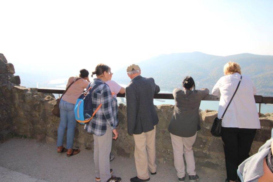 From Budapest: Danube Bend & Szentendre Tour with Lunch - Starting the Journey: Pickup and Transportation