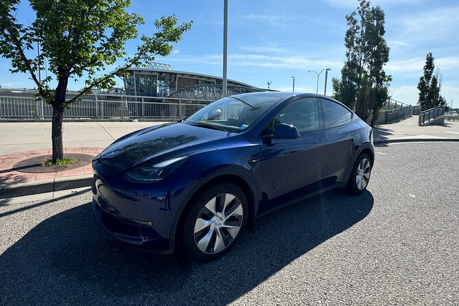 From Calgary YYC Airport: Hassle-free Private Transfer to Banff. - Personalized Service and Knowledgeable Drivers