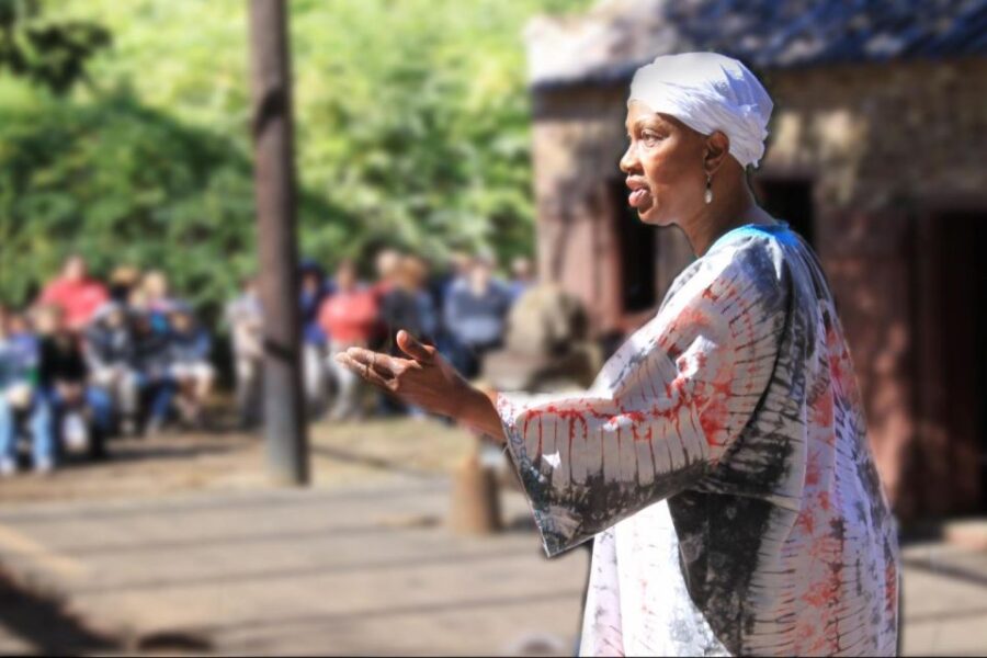 From Charleston: Boone Hall Plantation Entry with Transfers - Round-Trip Transport in Climate-Controlled Vehicles