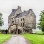 From Edinburgh: The Outlander Experience Guided Tour - Falkland: Inverness and Claire & Frank’s Honeymoon Spot