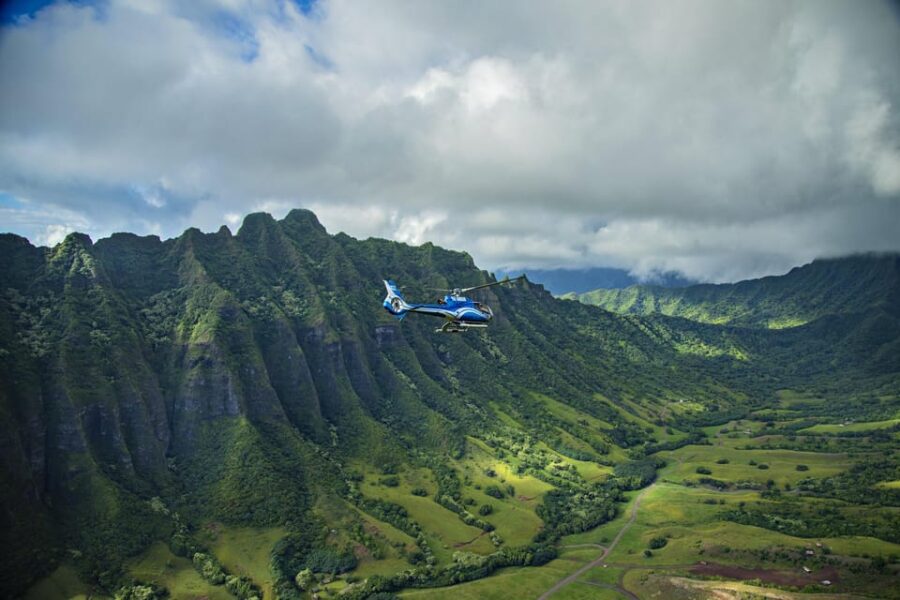 From Honolulu: Complete Oahu Island Helicopter Tour - Flying Over Pearl Harbor and the USS Arizona Memorial