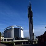 From Krakow: Czstochowa, Black Madonna and Lagiewniki Tour - Visiting Jasna Góra Monastery and the Black Madonna Icon