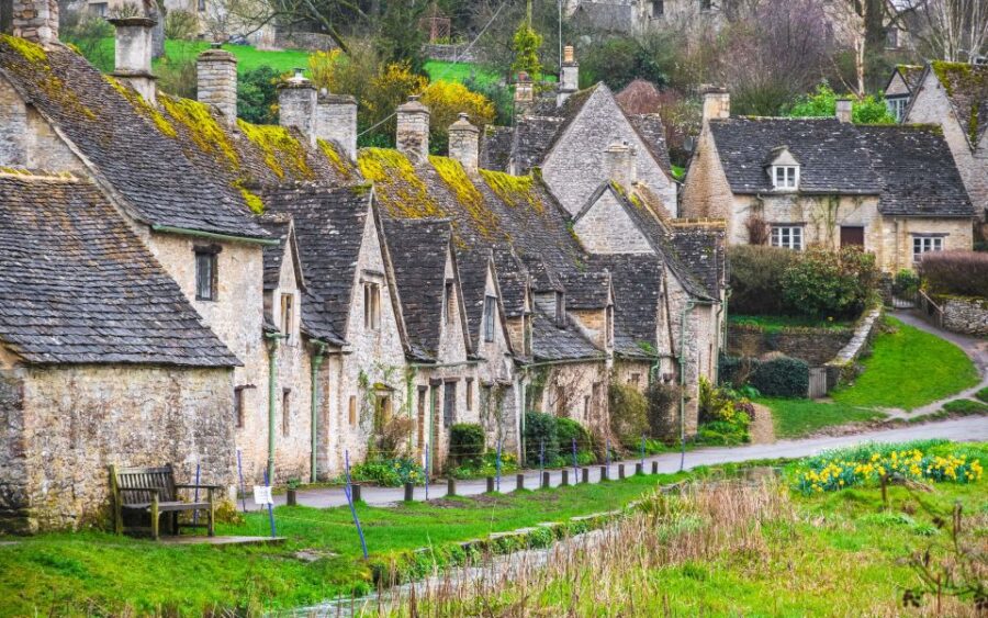 From London: Full-Day Cotswolds Small-Group Tour - Exploring Medieval Charm in Burford