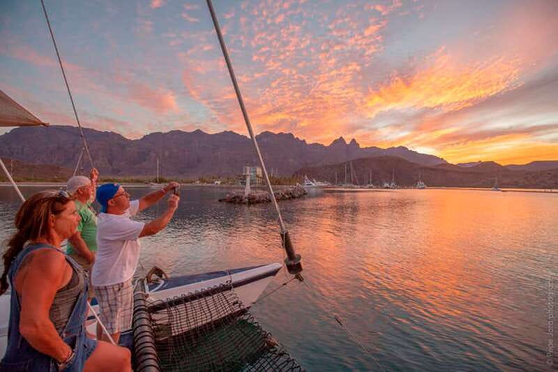 From Loreto: Sunset Appetizers & Open Bar Catamaran Cruise - Scenic Baja Sunsets Seen from the Water