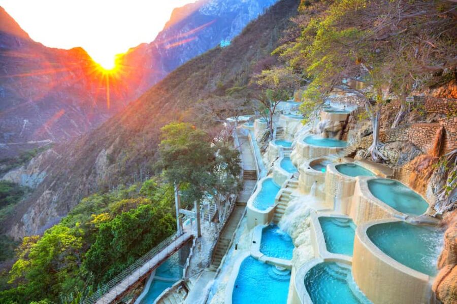 From Mexico City: Exclusive getaway to the Tolantongo caves - From Mexico City to the Tolantongo Caves: Easy Transportation Arrangements