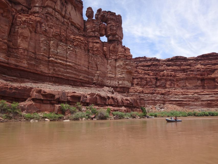 From Moab: Cataract Canyon Whitewater Rafting Experience - Start at Your Moab Hotel for Convenient Pickup