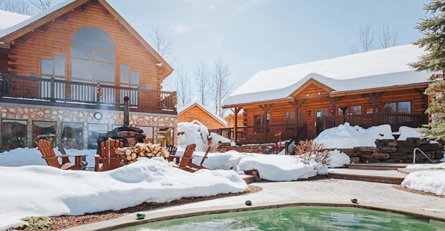 From Montreal: Natur'Eau Spa Day Trip with Admission Ticket - The Comfort of the Bus Ride to NaturEau