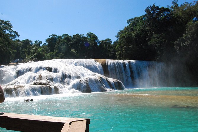 From Palenque to Zona Arq. De Palenque, Misol Ha and Agua Azul - Discovering Misol Ha Waterfall in a Short Stop