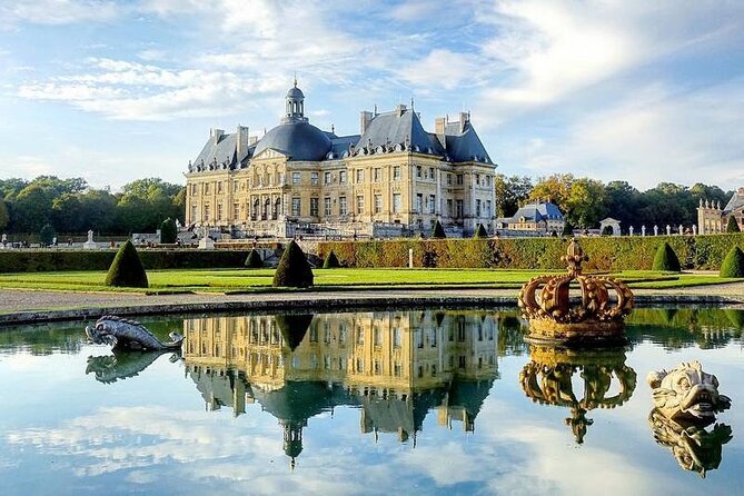 From Paris: Château de Fontainebleau and Vaux-le-Vicomte - Departure and Transport: Seamless Pickup from Paris