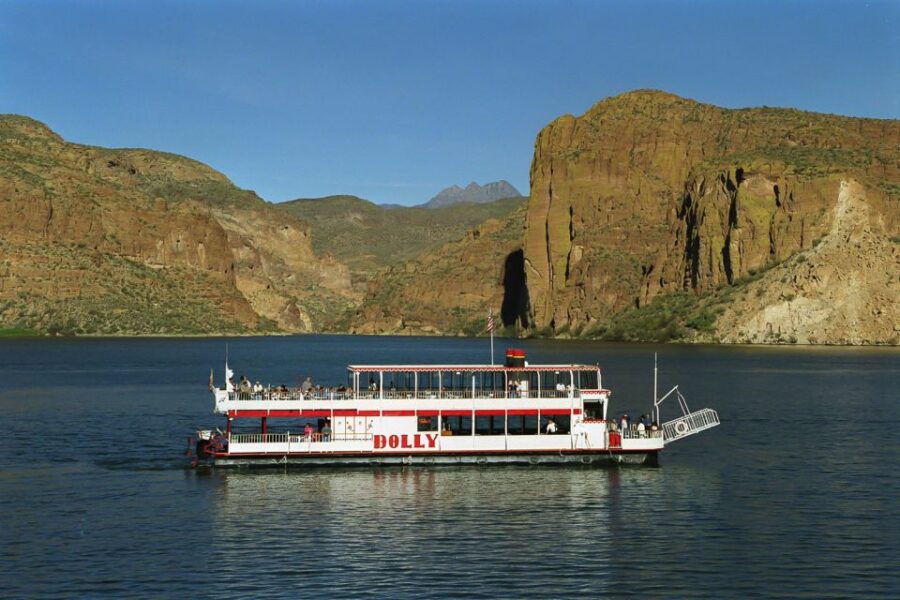 From Phoenix: Apache Trail & Dolly Steamboat Day Trip - The Dolly Steamboat Experience on Canyon Lake