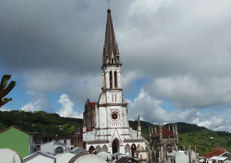 From Puebla: Cuetzalan & Yohualichan private all included - Pickup from Puebla City Center and Guided Tour Introduction