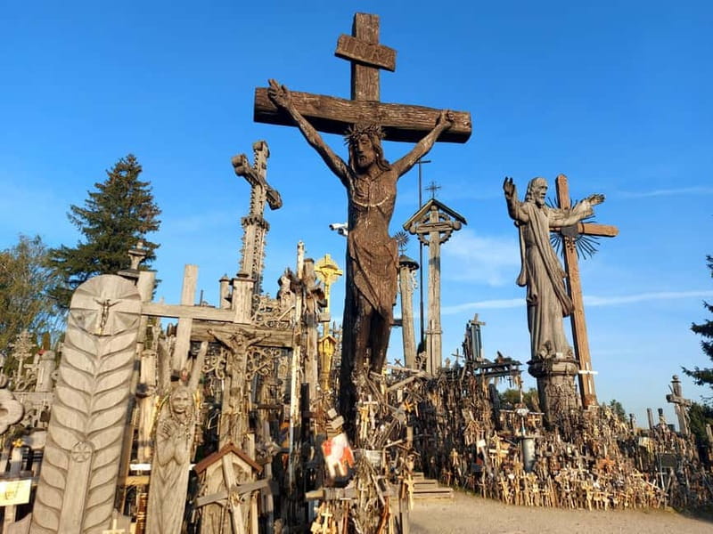 From Riga: Hill of Crosses, Rundale &Bauska Private Day Trip - Exploring the Sacred Hill of Crosses in Lithuania