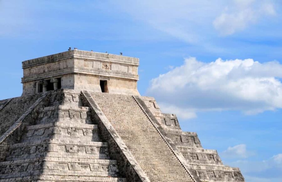 From Riviera Maya: Chichén Itzá tour with cenote and buffet lunch - Starting the Day with Early Access to Chichén Itzá